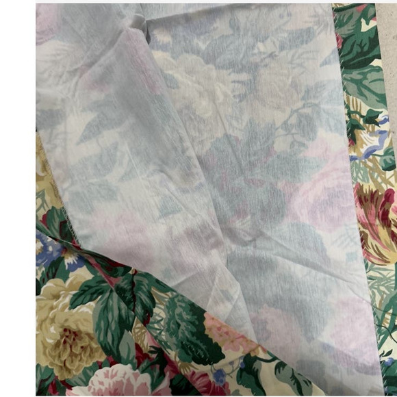 Martex USA 2 Panel Set Shabby Cottage Chic Floral Vintage Curtains - Picture 5 of 8